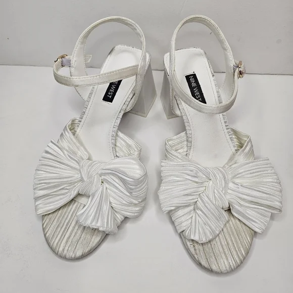 Nine West Open Toe All White Bow Sandal Chunky Heel Size 7.5 - Picture 12 of 15
